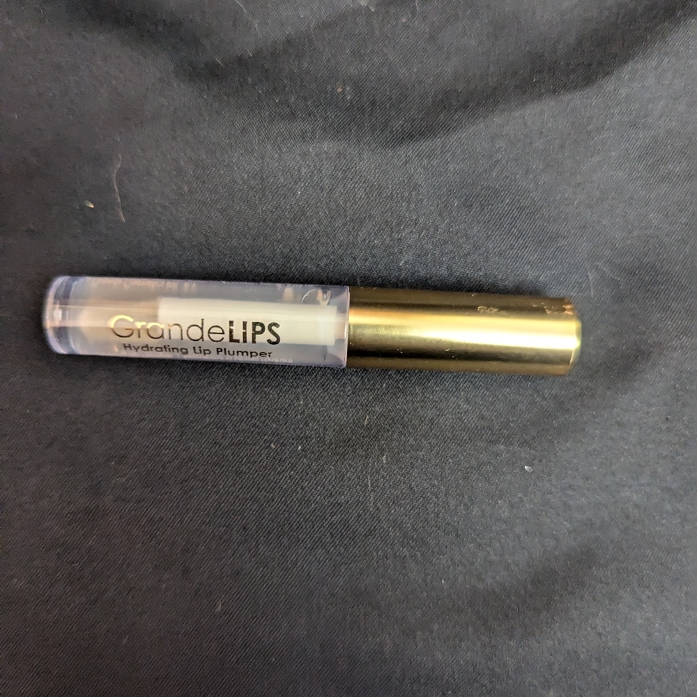 Grande Lips Hydrating Lip Plumper